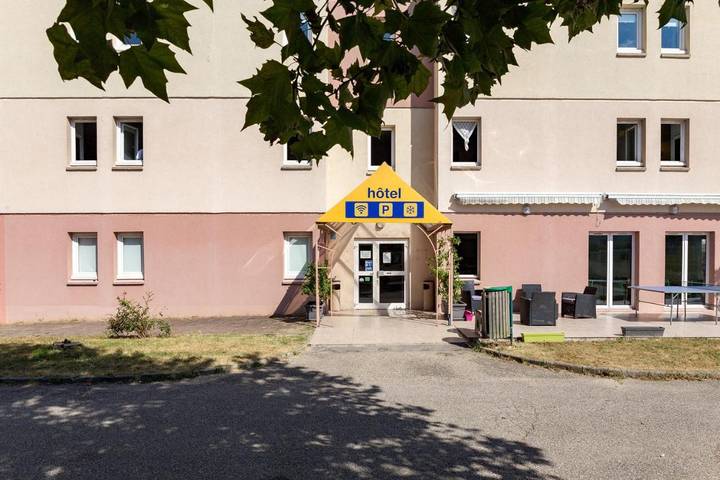 Hôtel pour 2 personnes, avec terrasse, animaux acceptés à Portes-lès-Valence - 2