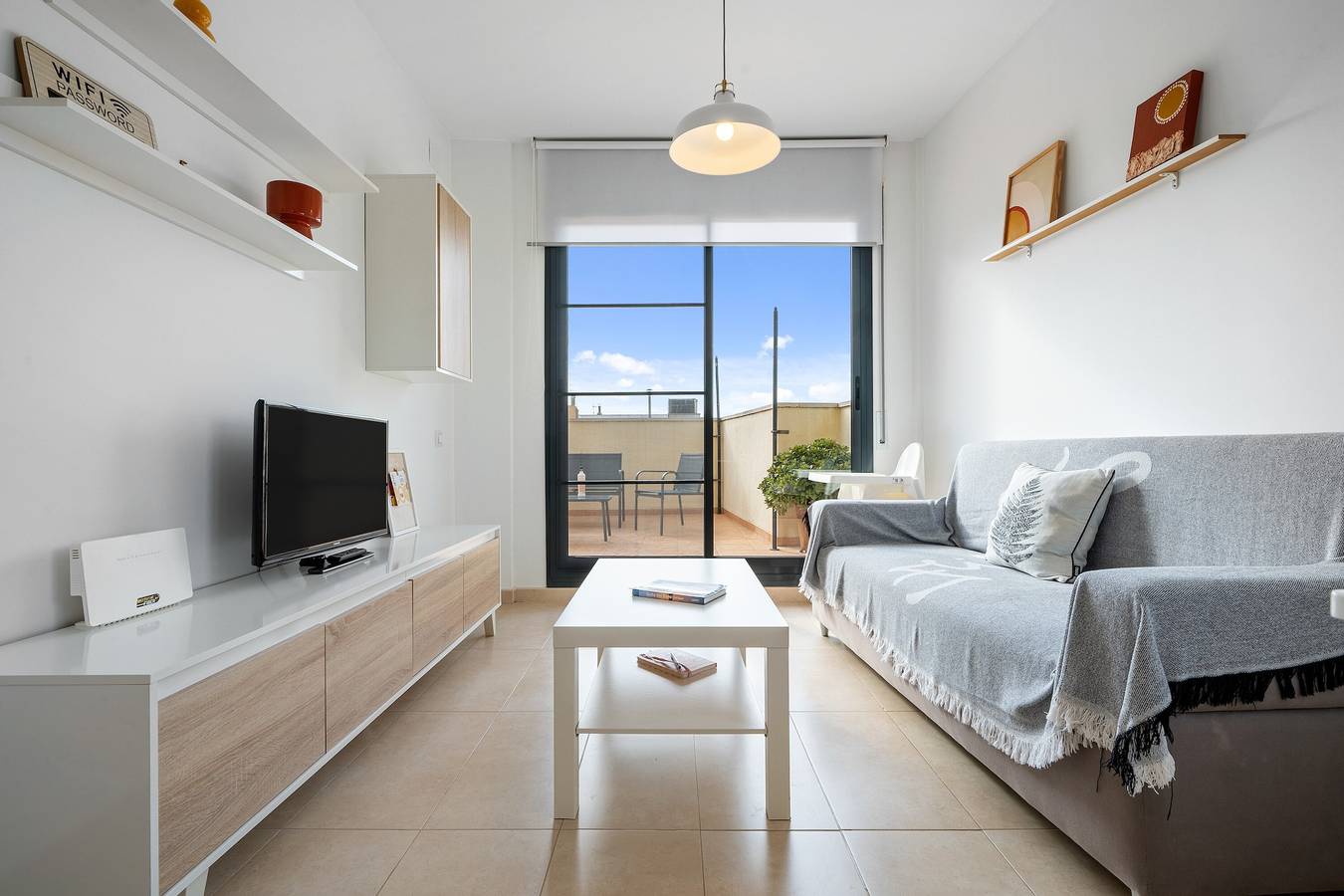 Appartement entier, Appartement de vacances "Ferran" avec terrasse privée, balcon et Wi-Fi in La Cava, Terres de l'Èbre