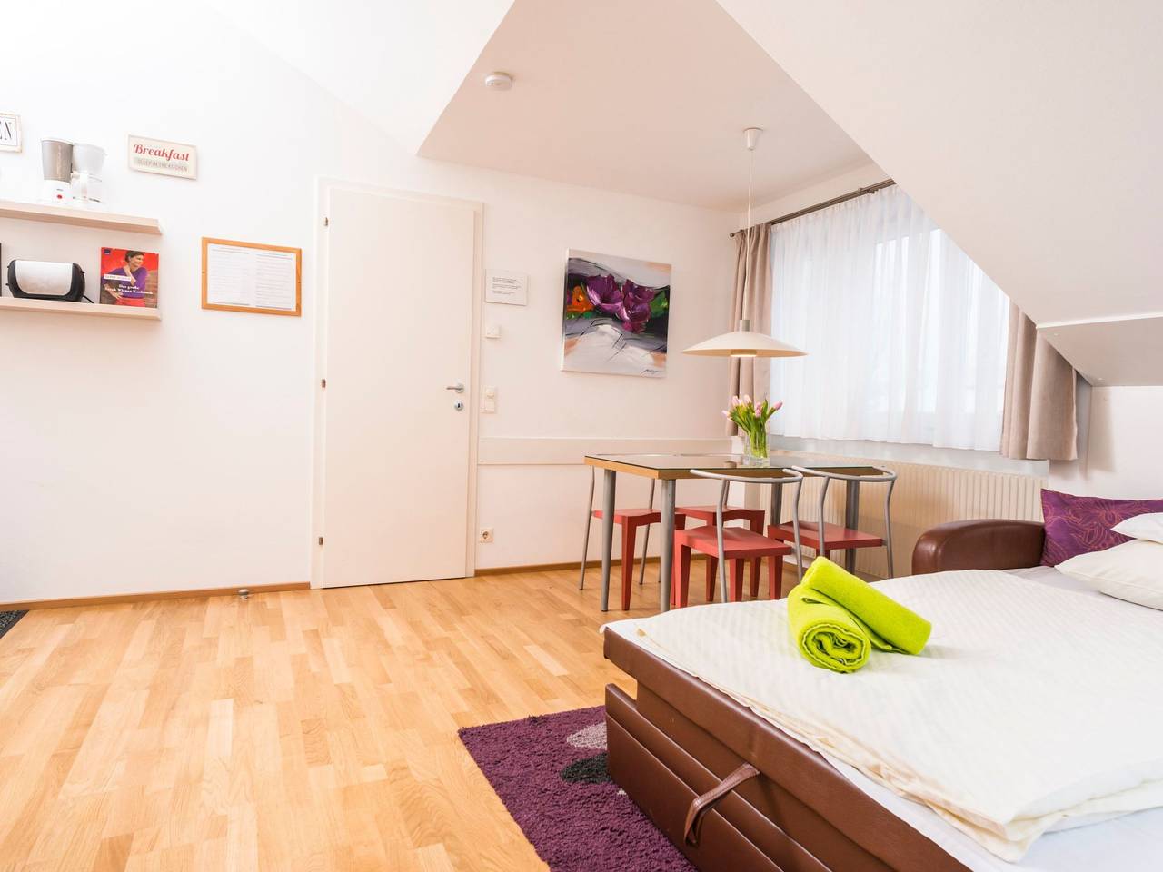 Ganze Wohnung, In Dornbach mit Privater Terrasse in Hernals, Wien