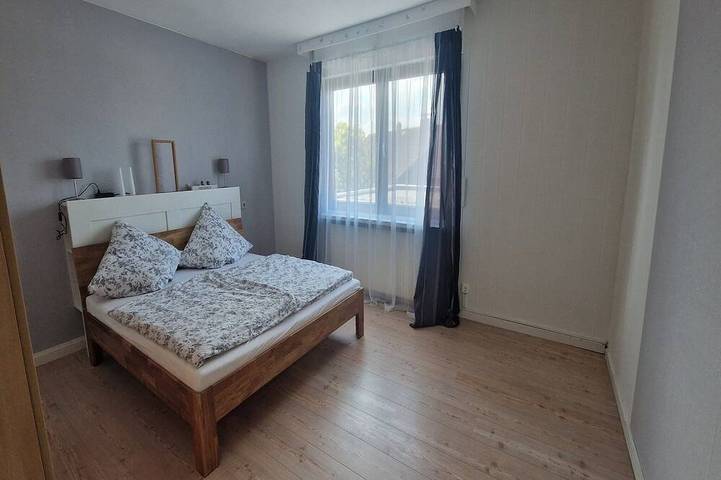 Ferienwohnung für 5 Personen, mit Terrasse und Garten in Nieheim - 2