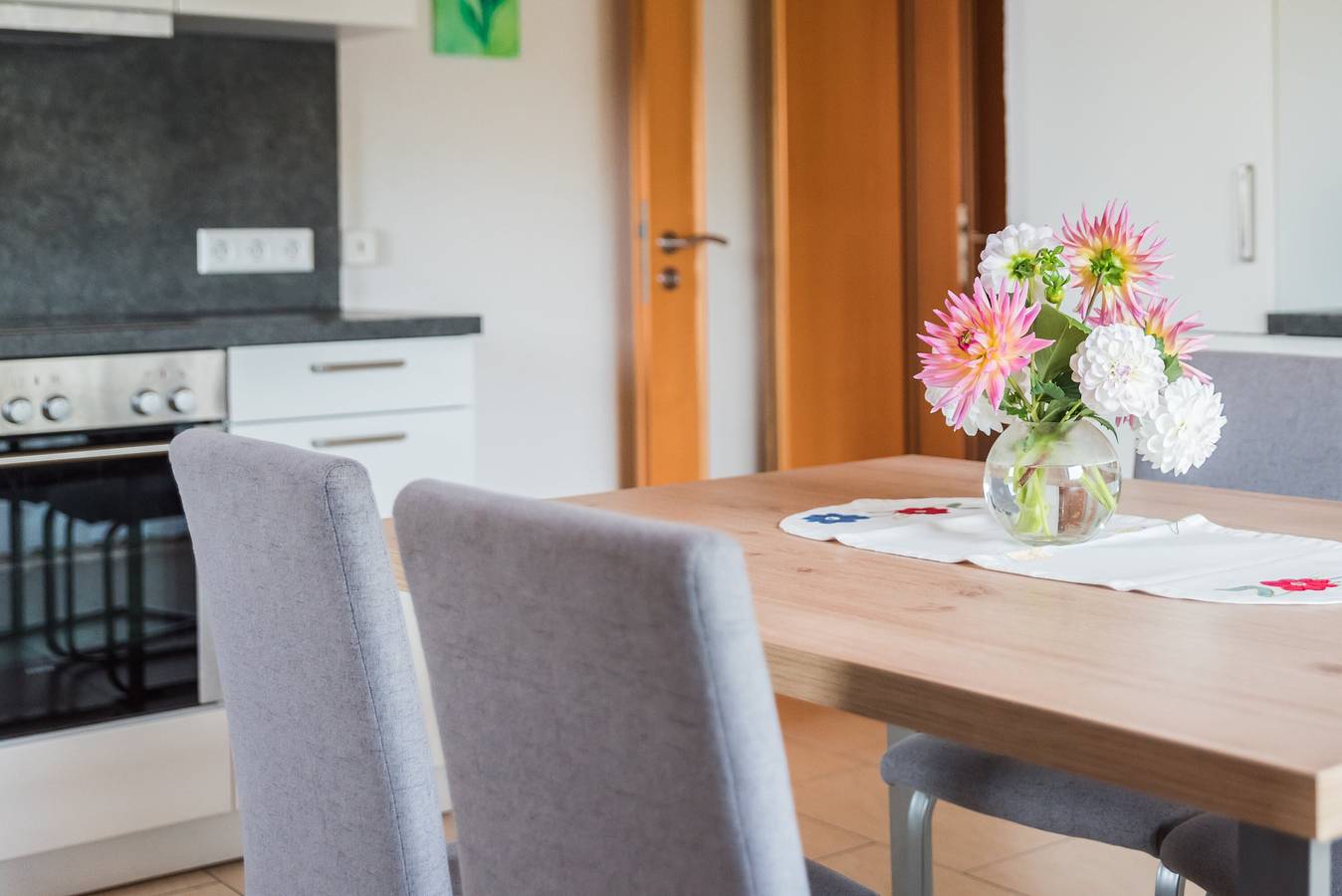 Ganze Wohnung, Ferienwohnung '2' mit Bergblick, Gemeinschaftsterrasse und Wi-Fi in Bad Peterstal-Griesbach, Mittlerer Schwarzwald