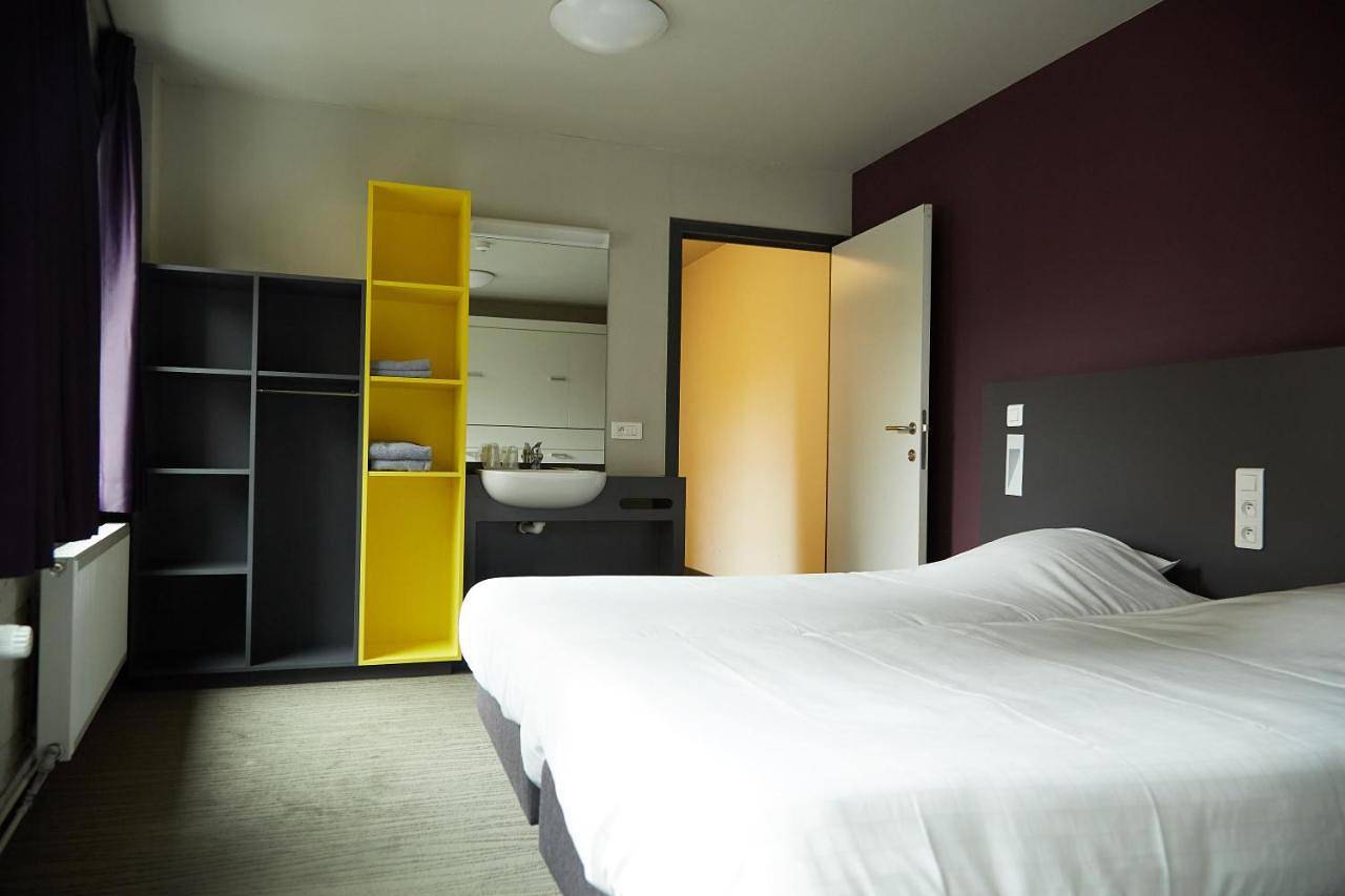 Budget Triple Room in Courtrai, Flandre-Occidentale