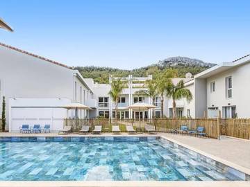 Camping pour 2 personnes, avec bassin pour enfant dans les Bouches-du-Rhône