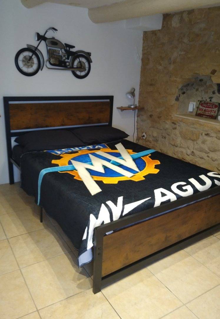 Relais des 3 ponts - Chambre Mv Augusta in Codolet, Région de Nîmes