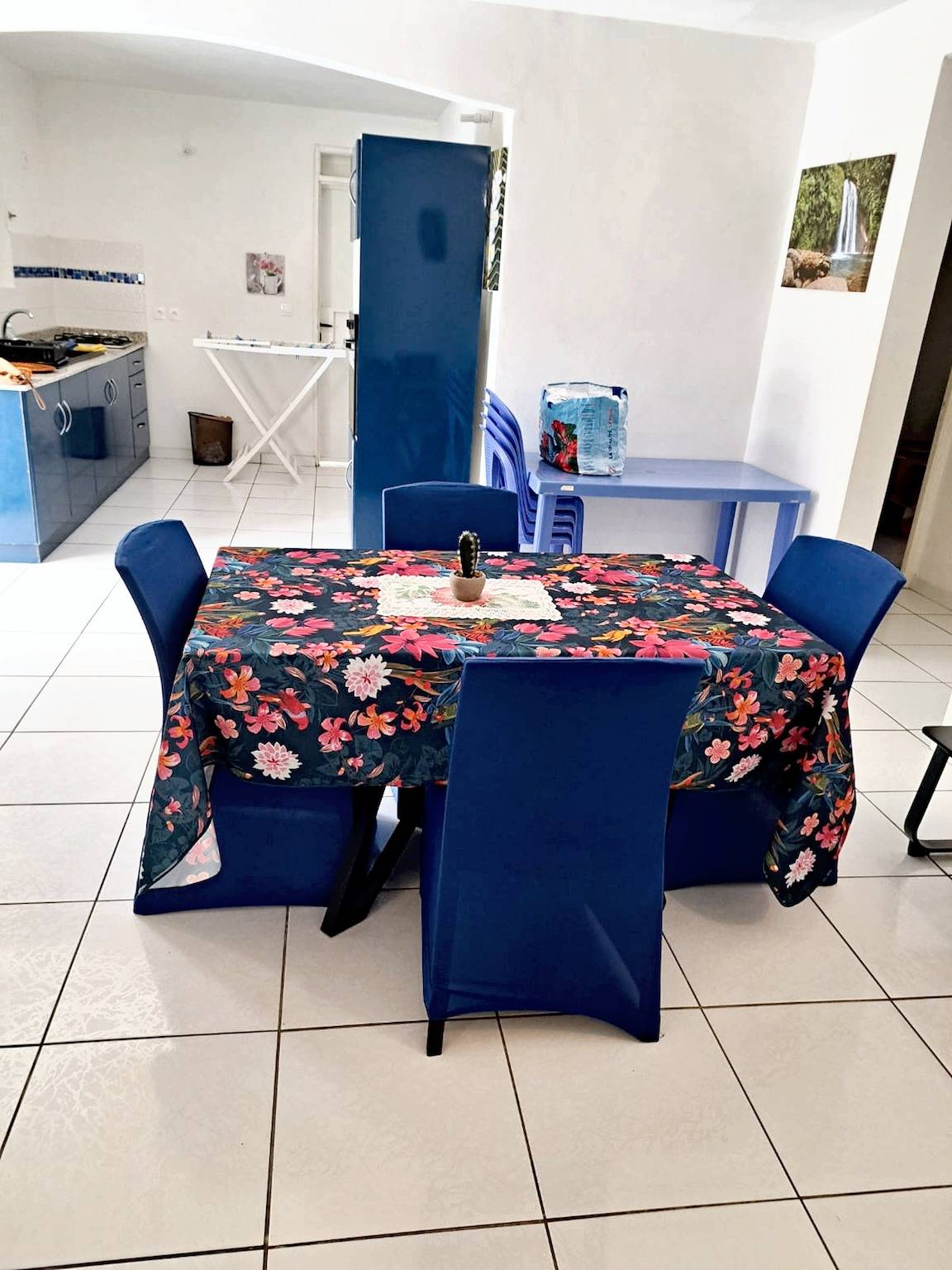 Komfortables Haus in Le Moule mit Gemeinschaftspool in Le Moule, Guadeloupe