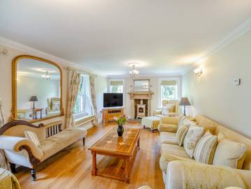 Holiday Rental for 12 People in Burgh le Marsh, Lincolnshire, Photo 2