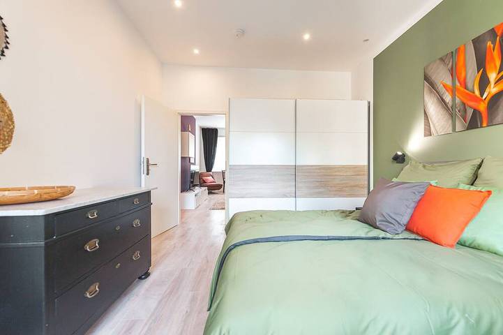 Ganze Wohnung, Zentrale, moderne Designerwohnung in Stuttgart-Mitte in Stuttgart, Stuttgart Region