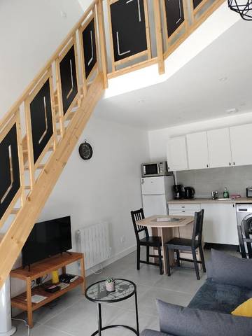 Gîte pour 5 personnes, avec jardin et terrasse à Dry
