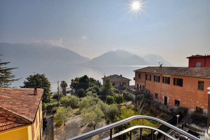 Ferienwohnung für 4 Personen, mit Balkon und Seeblick am Comer See - 4