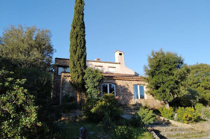 Filter.finca.agritourism für 8 Personen, mit Terrasse und Garten in der Provence