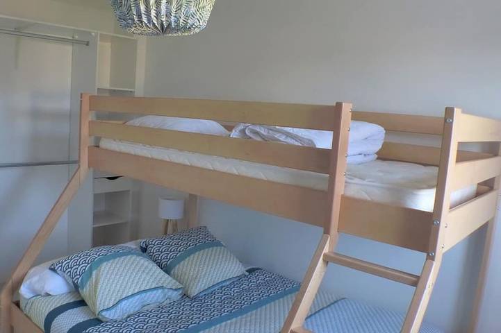 Location de vacances pour 12 personnes, avec balcon et jardin dans Plage De Ragnette - 4