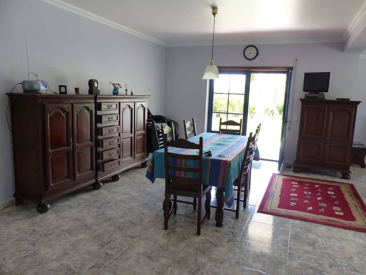Appartement entier, Appartement de vacances pour 8 personnes avec jardin in Coimbrão, Leiria District