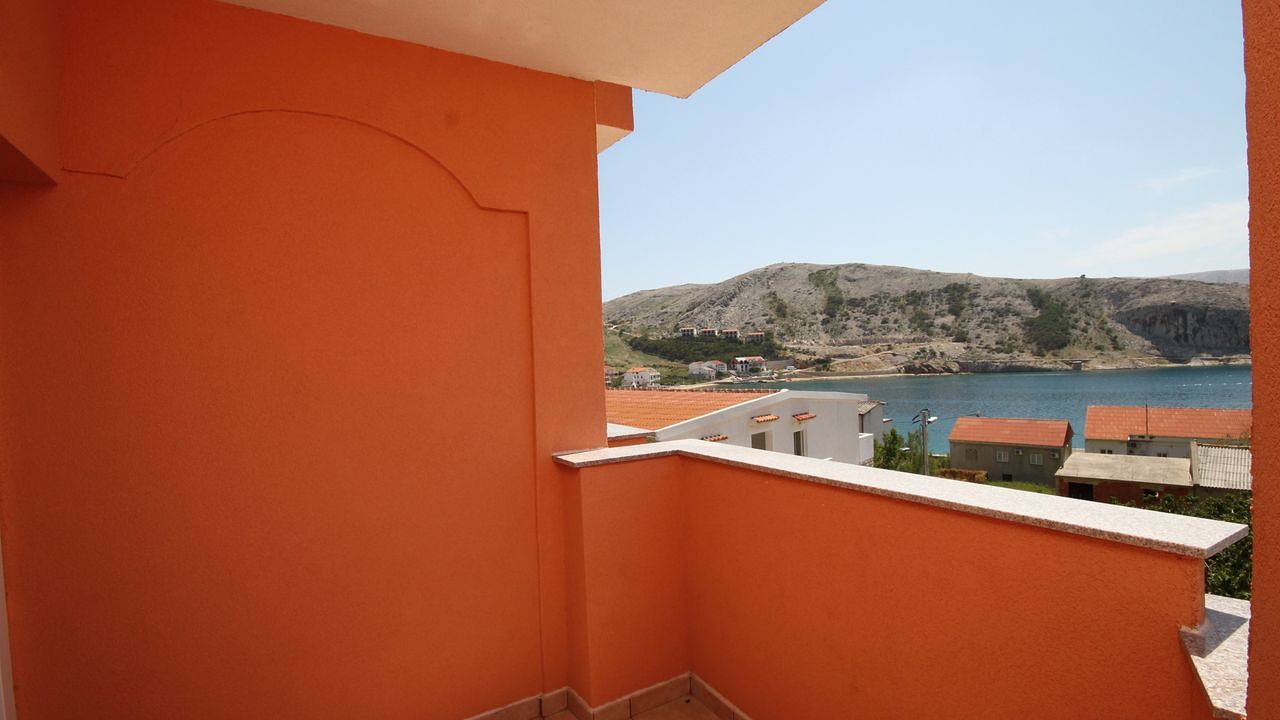 Cały apartament wypoczynkowy, Apartament wakacyjny dla 3 osób z widok in Metajna, Pag (Wyspa)