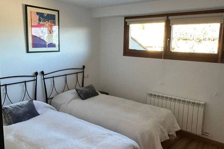 Location de vacances pour 8 personnes, avec terrasse, animaux acceptés à Sort - 4