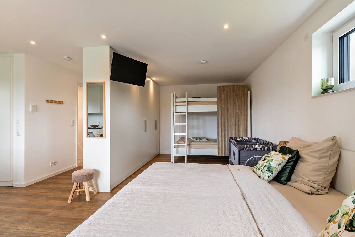 Ganze Wohnung, Familien-Apartment Fewo Parkside S3 | 8Min Legoland | Balkon & Parkplatz in Legoland Deutschland, Günzburg