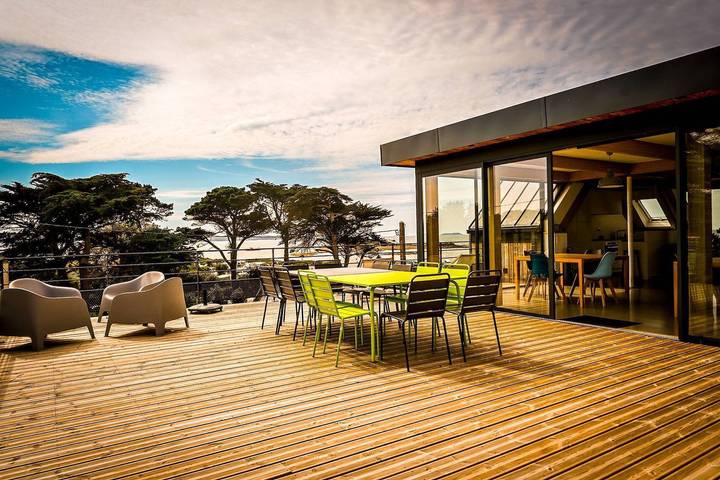 Location de vacances pour 10 personnes, avec jardin et vue sur l’océan, animaux acceptés dans Plage des Dunes (Penvénan) - 4