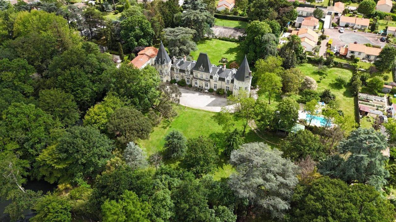 Château du Bois de La Noe in Bouaye, Région de Nantes
