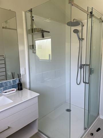 Holiday Home for 9 People in Bay of Plenty, New Zealand, Photo 1