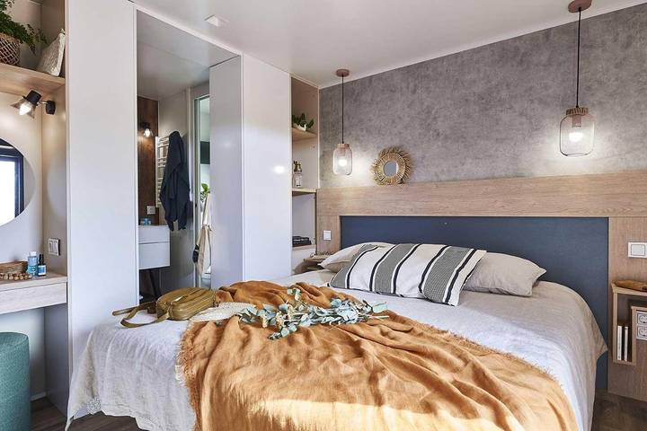 Location de vacances pour 4 personnes, avec jardin ainsi que piscine et terrasse à Crécy-la-Chapelle - 4