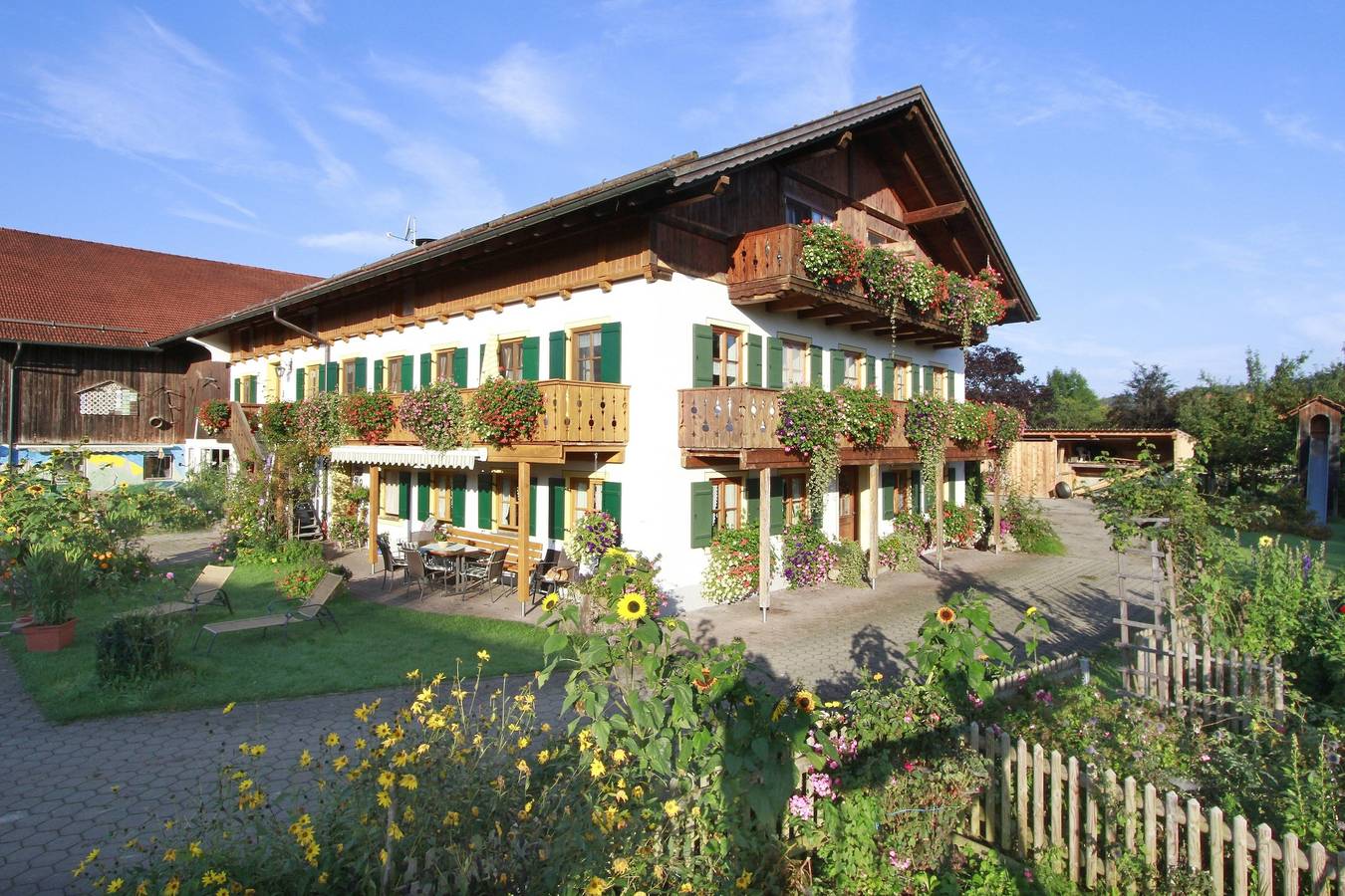 Ganze Ferienwohnung, Stroblhof, Appartement Kirnberg in Böbing, Romantische Straße