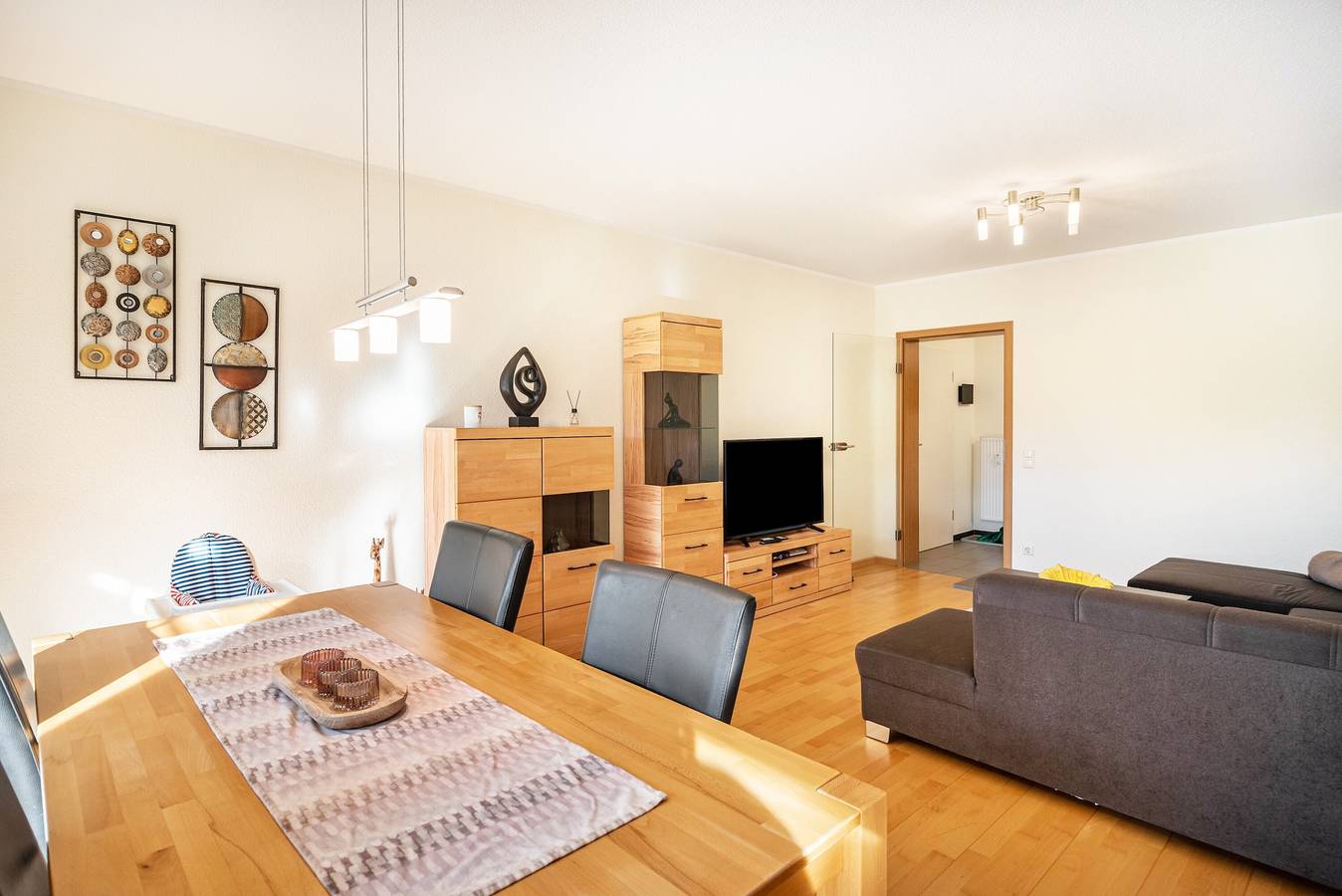 Ganze Wohnung, Ferienwohnung "Katjas Ferienwohnung" mit Wlan und Terrasse; Parkplatz vorhanden in Nittel, Landkreis Trier-Saarburg