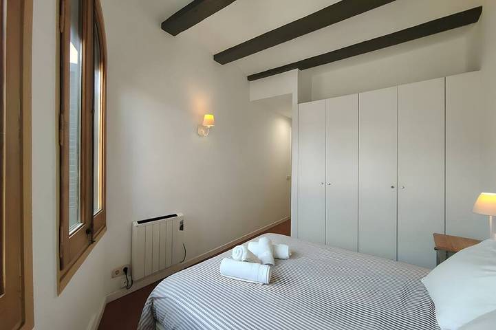 Entire apartment, Penthouse in the heart of Barcelona. Rambla E in Barcelona Centre, Barcelona