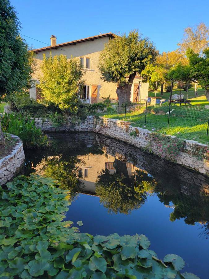 Chambre d’hôte pour 3 personnes, avec jardin et jacuzzi ainsi que balcon et sauna dans le Gers