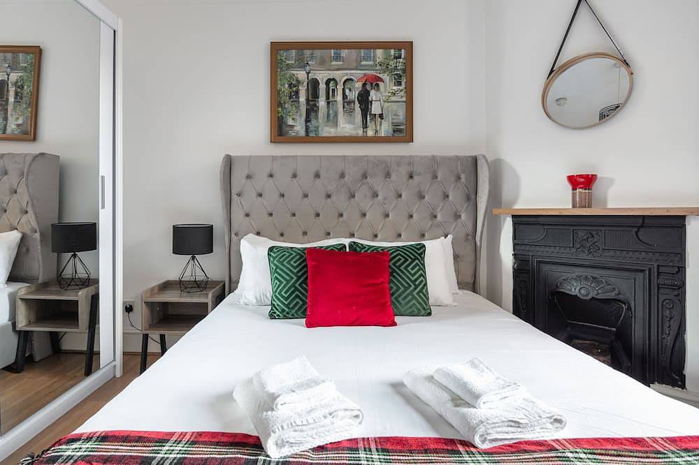 Entire apartment, | Gorgeous Aircondisioned One Bed in the Heart of Central London| in London, South East England