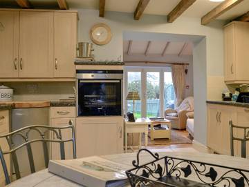 Holiday Rental for 4 People in Swansea region, Photo 4
