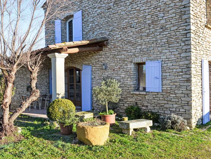 Ferienwohnung für 4 Personen, mit Terrasse und Garten in Vaucluse - 2