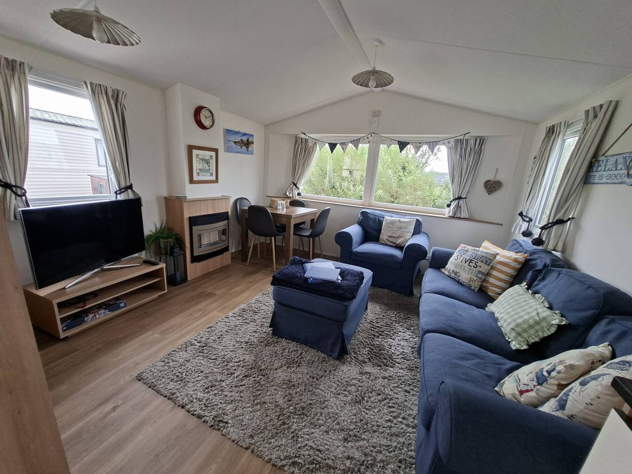 Demelza (B34) Seven Bays Holiday Park in Cornwall