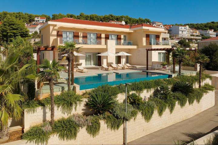 Villa mit pool für 10 Personen, mit Pool und Meerblick sowie Sauna und Garten auf Hvar - 3