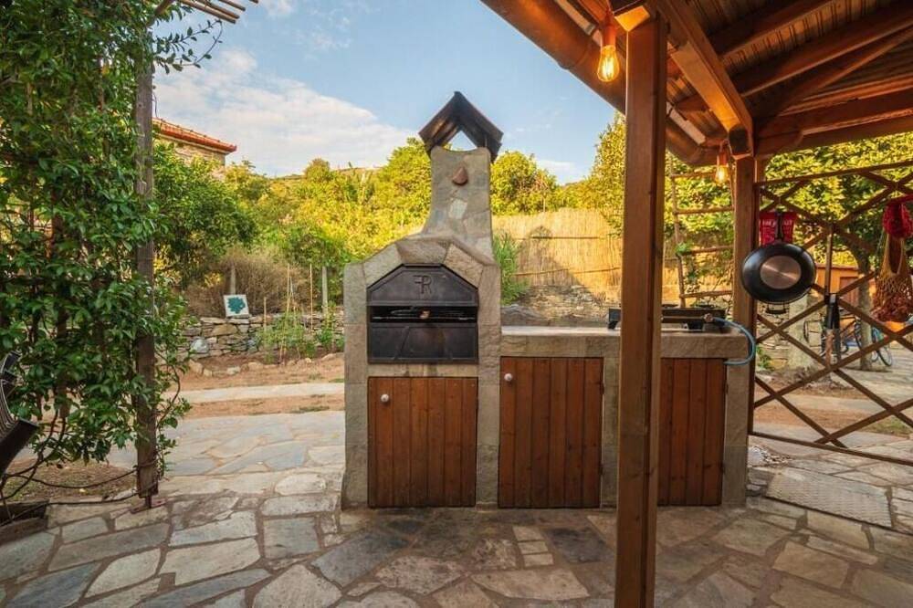 The Pirates Lodge-Chill-out near the beach in Pilion