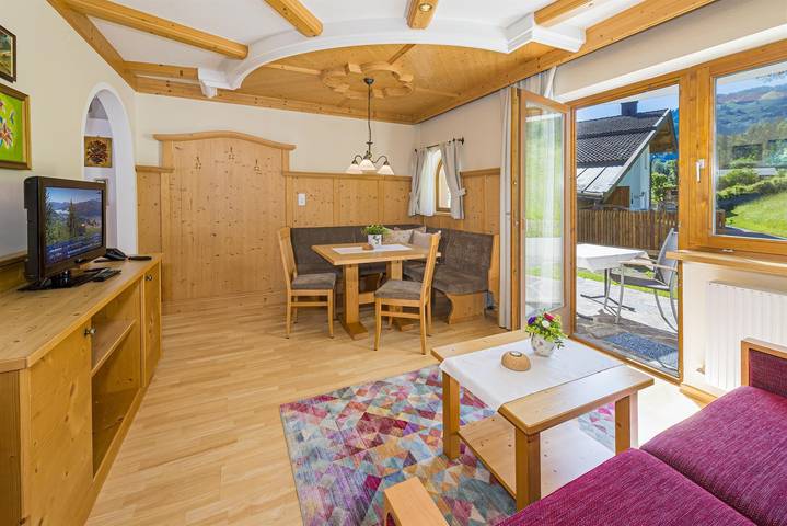 Ferienwohnung für 4 Personen, mit Pool und Ausblick sowie Garten und Sauna in Kössen - 4