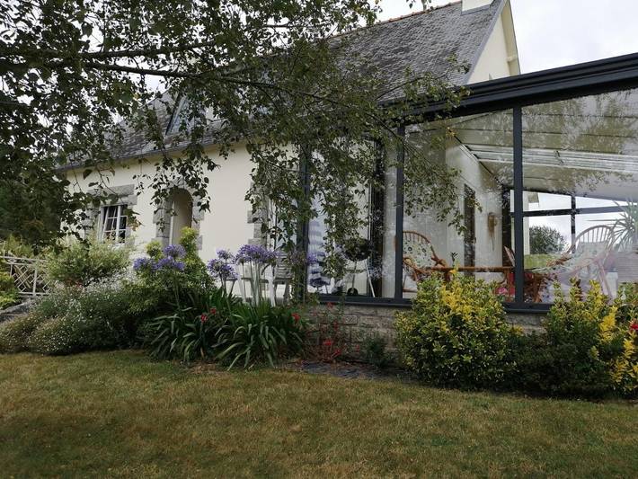 Location de vacances pour 5 personnes, avec Terrasse ainsi que Jardin et Vue à Plonévez-du-Faou