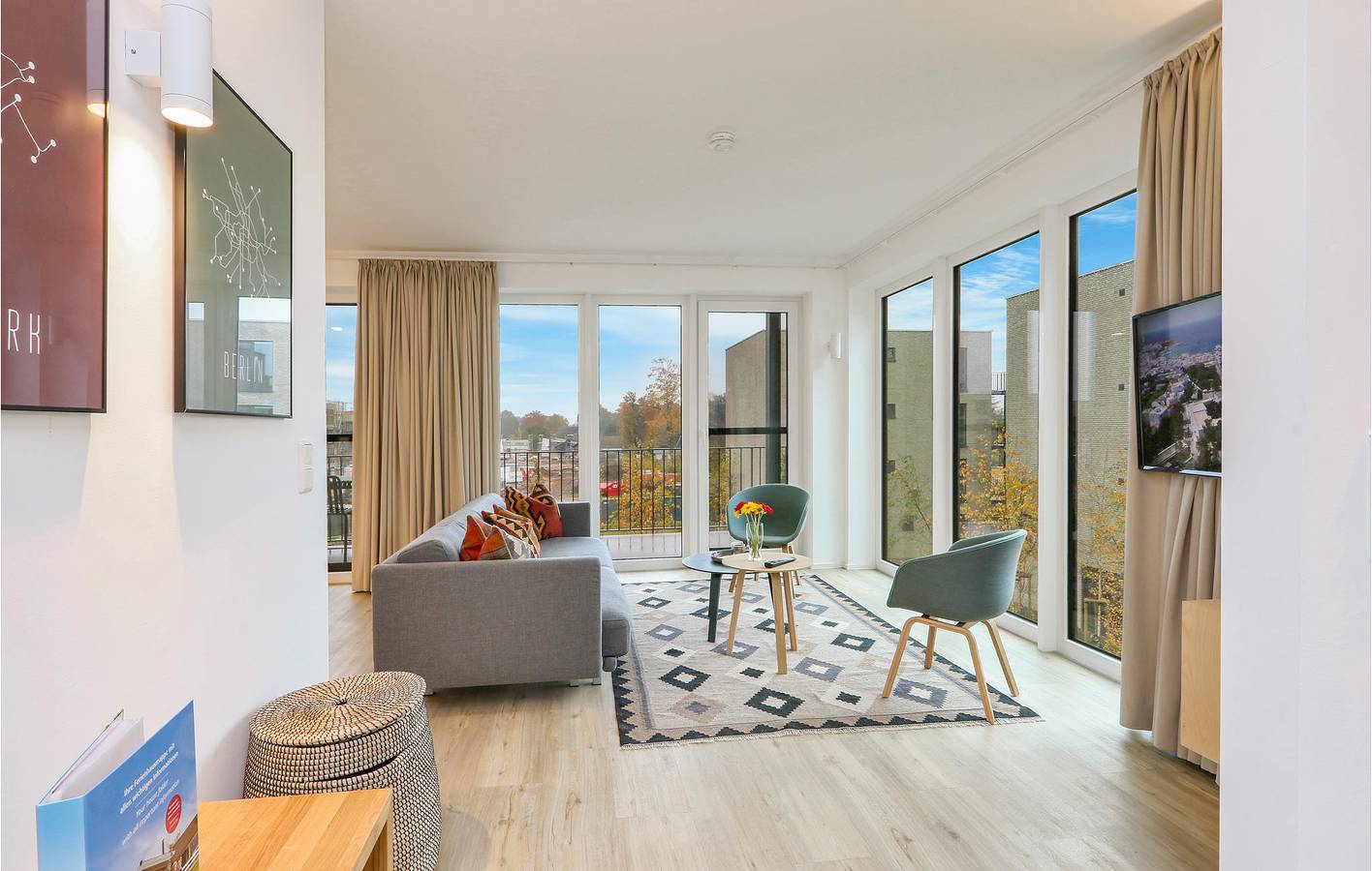 Ganze Ferienwohnung, Charmante 2BR Wohnung: Parkplatz, Terrasse & WiFi in Marissa Ferienpark, Lembruch