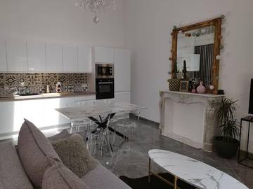 Location de vacances pour 4 personnes, avec jardin à Bouguenais