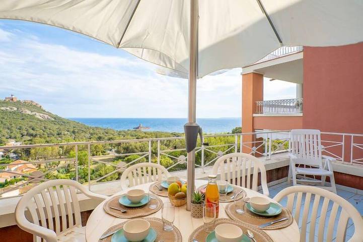 Ferienwohnung für 6 Personen, mit Kinderpool und Garten sowie Terrasse und Pool - 1