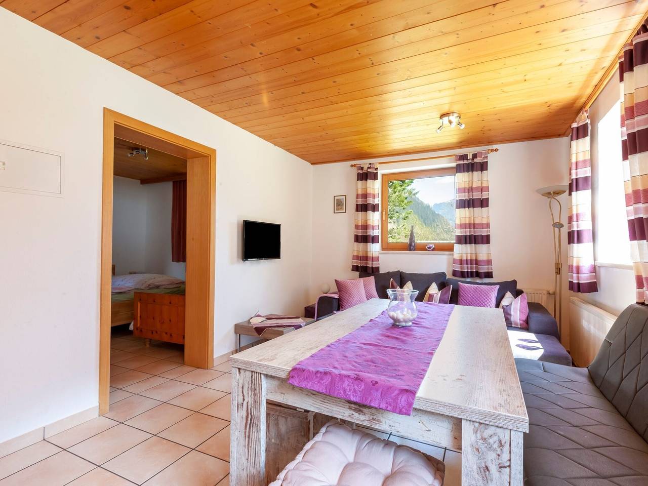 Geheel appartement, Appartement in Mayrhofen bij Skilift in Finkenberg, Zillertaler Alpen