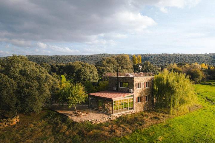 Chalet para 12 personas, con terraza y piscina además de jardín y vistas en Provincia de Toledo
