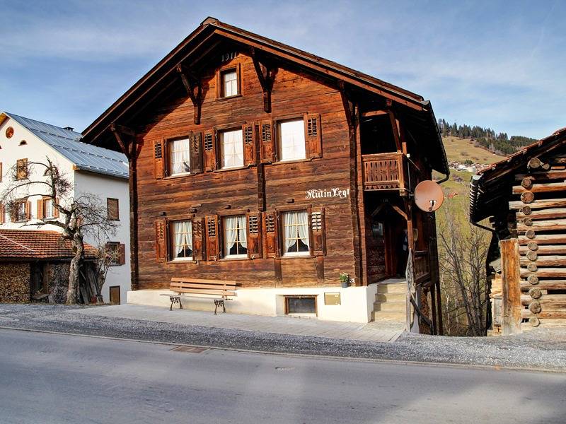 Ganze Ferienwohnung, Ferienhaus Mulin Vegl Sprecher, Waltensburg - 3.5 Zimmer Ferienhaus für max. 6 Pers. in Waltensburg/Vuorz Staziun, Waltensburg
