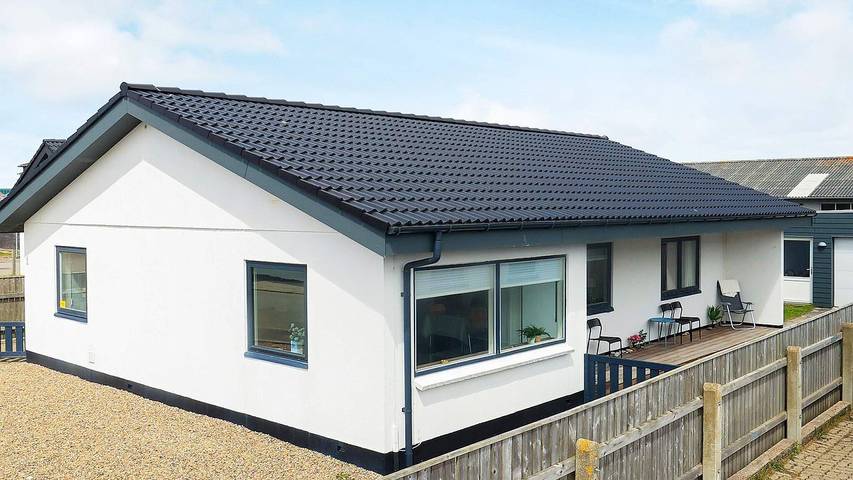 Ferieudlejning for 6 personer, med have og terrasse i Thyborøn