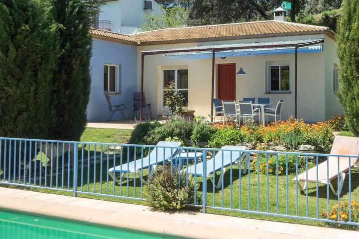 Vacation rental for 6 people, with hot tub and yard in Ronda