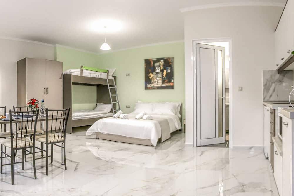 Ganze Wohnung, Del Sol Meteora Luxurious Family Suites #1 in Kalambaka, Trikala und Umgebung