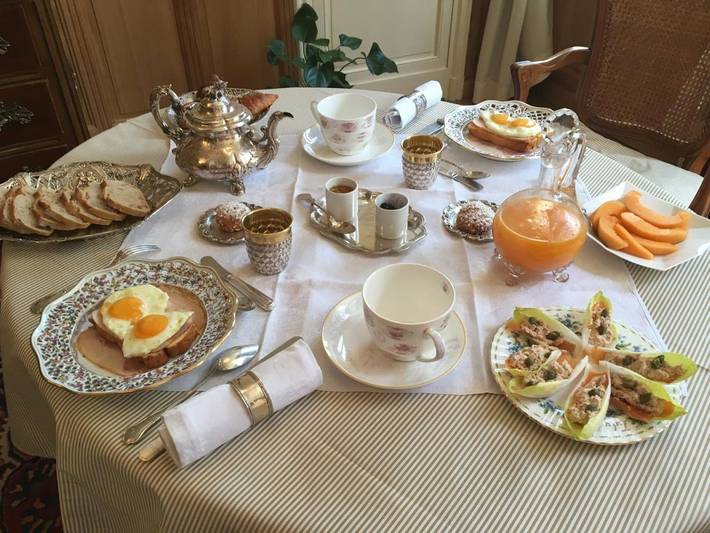 Location de vacances pour 2 personnes, avec jardin et vue dans Basilique Saint-Seurin de Bordeaux - 3