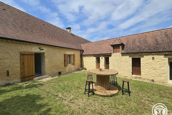 Gîte pour 4 personnes, avec jardin