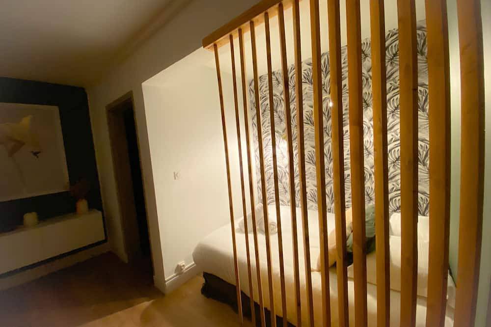 Geheel appartement, Magnifique Studio Calaisien lumineux plein sud in Calais, Calais en omgeving