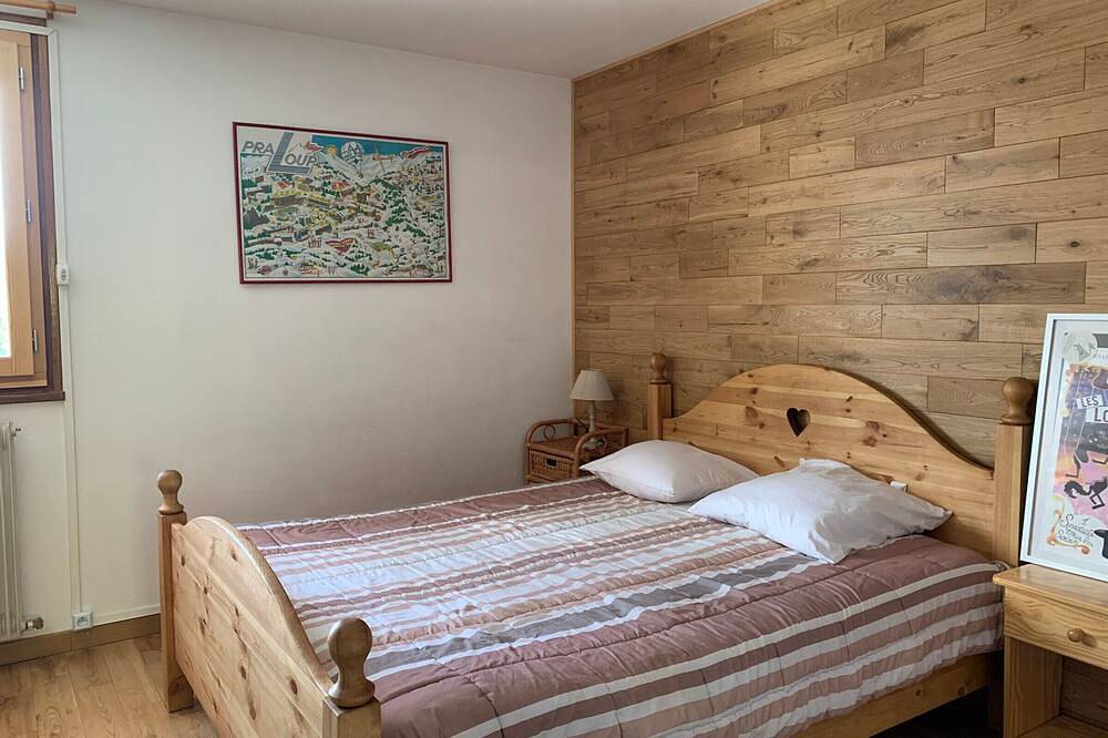 Apartamento entero, 2 Piezas para 6 personas, sur, balcón frente a las pistas in Pra-Loup, Uvernet-Fours