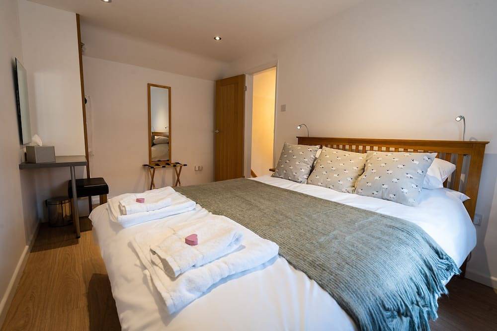 Historic Cottage in Southwell Nottingham Gold award winning for Eco practices in Southwell, Nottinghamshire