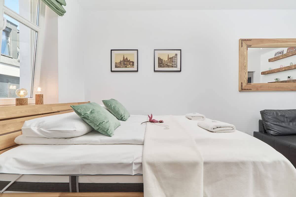 Estudio entero, Rzeznicza 10 | A/C Studio | Market Square in Breslavia, Lower Silesia